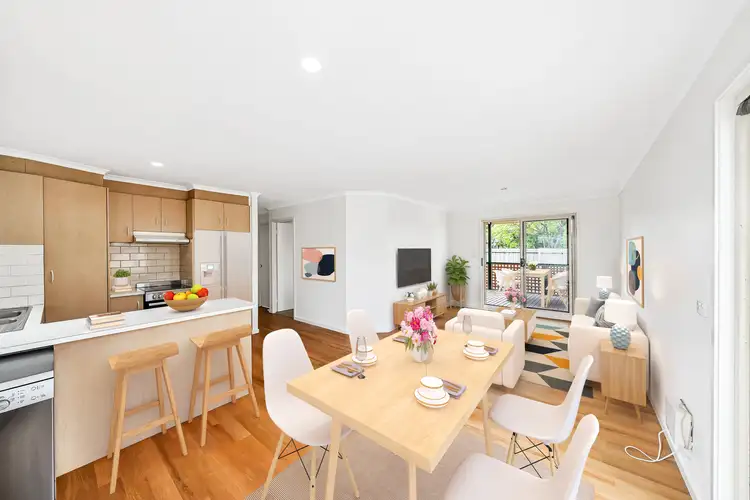 Fifth view of Homely house listing, 10 Seacombe Place, Cranbourne VIC 3977