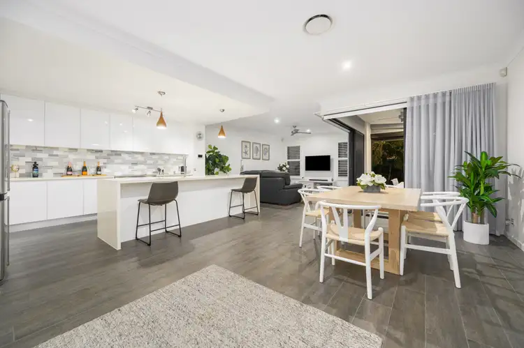 Fifth view of Homely semi-detached listing, 2/54 Milton Avenue, Paradise Point QLD 4216