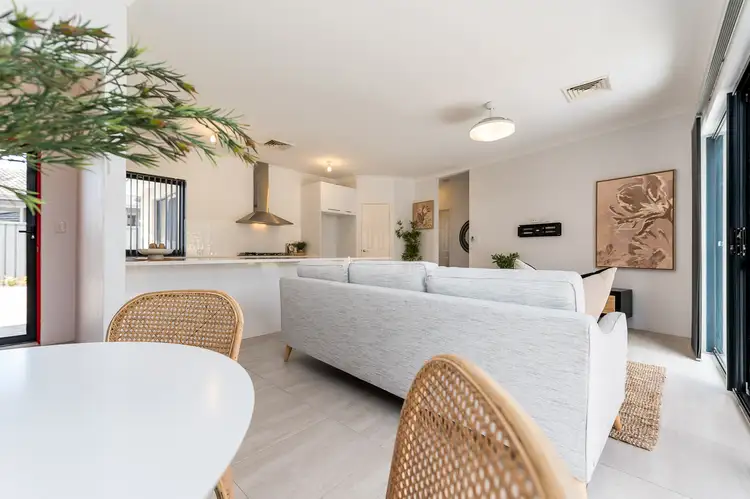 4A Egham Place, Morley WA 6062
