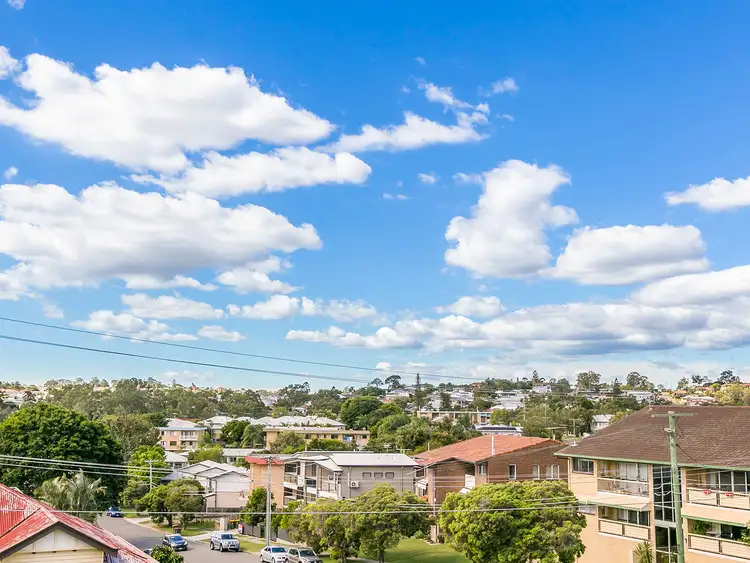 15/15 Durham Street, Coorparoo QLD 4151