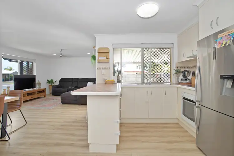 Seventh view of Homely house listing, 2 Marshall Avenue, Andergrove QLD 4740