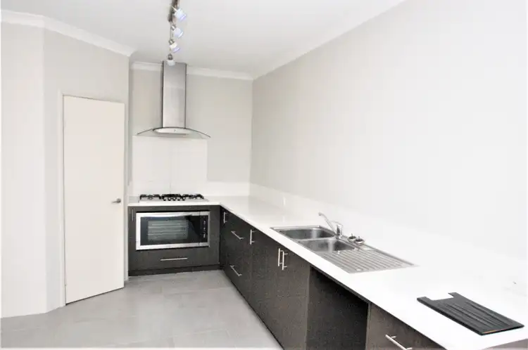 Sixth view of Homely villa listing, 6/484 Kalamunda Road, High Wycombe WA 6057