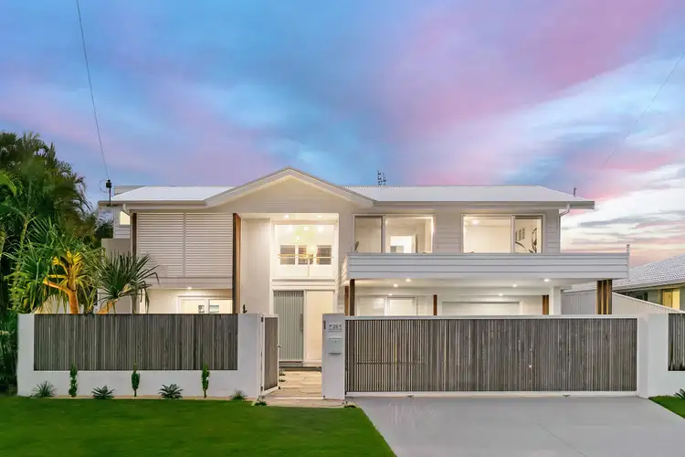 25 Birigun Street, Mermaid Waters QLD 4218