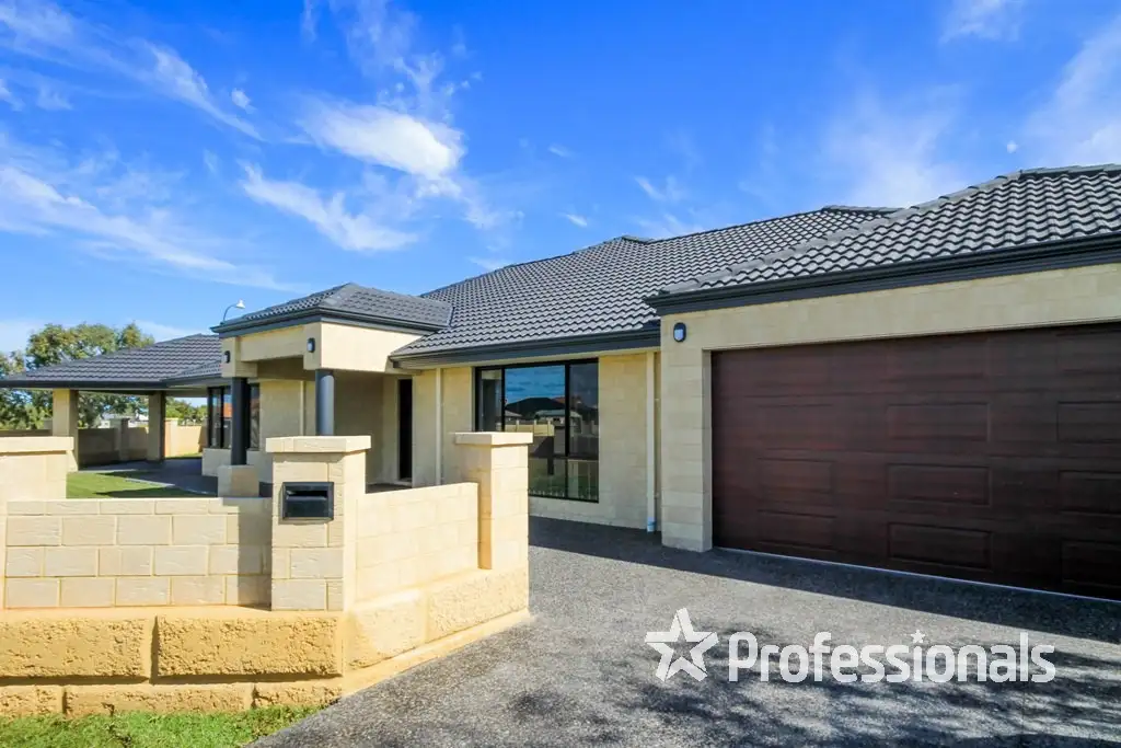 Main view of Homely house listing, 18 Azurite Drive, Australind WA 6233