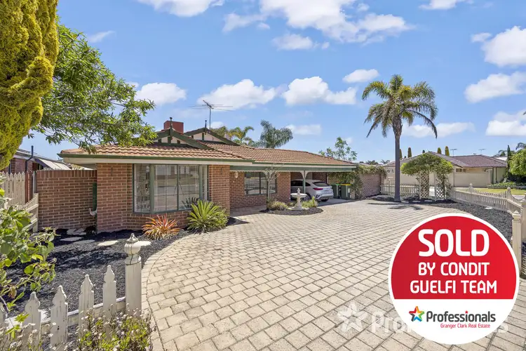 2 Mossfiel Retreat, Landsdale WA 6065