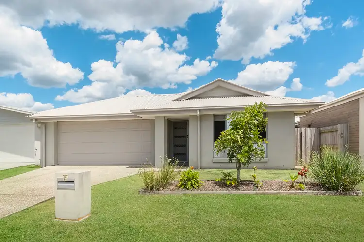 60 Dixon Drive, Pimpama QLD 4209