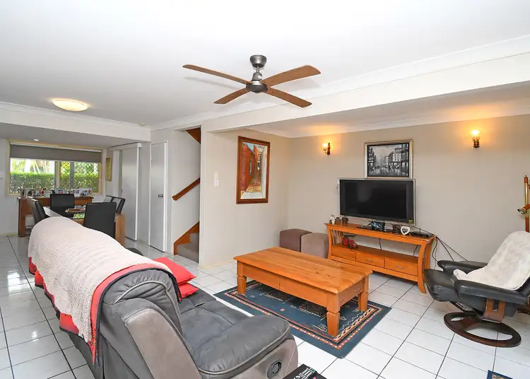 Sixth view of Homely house listing, 1/235 Esplanade, Pialba QLD 4655