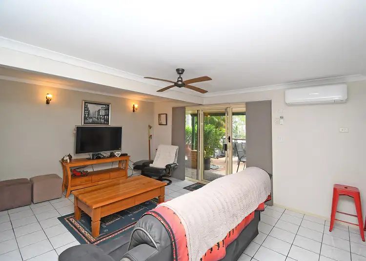 Seventh view of Homely house listing, 1/235 Esplanade, Pialba QLD 4655
