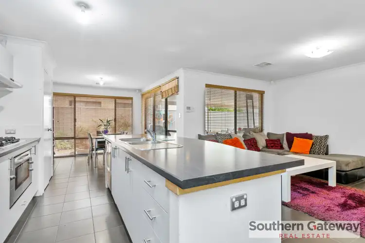 Seventh view of Homely house listing, 194 Runnymede Gate, Leda WA 6170