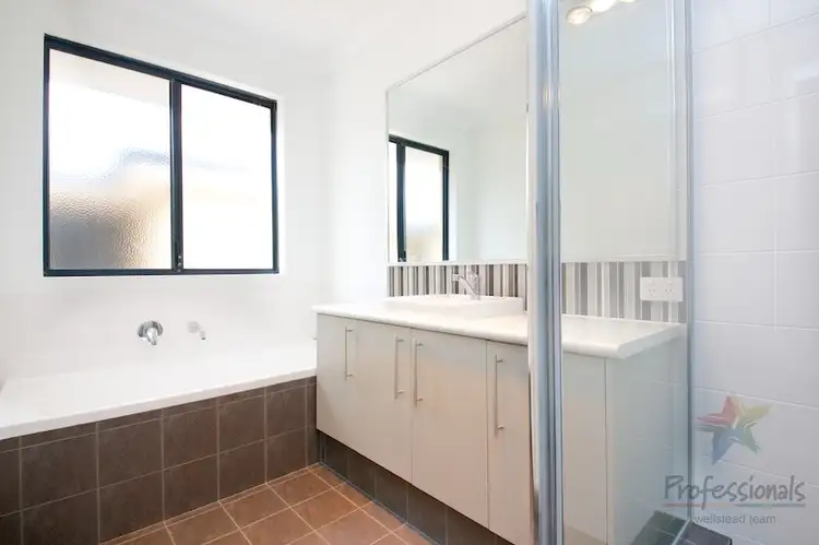 Fifth view of Homely house listing, 4 Kiev Place, Dayton WA 6055