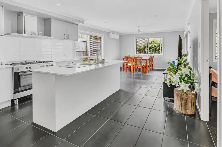 64 Edgeware Road, Pimpama QLD 4209