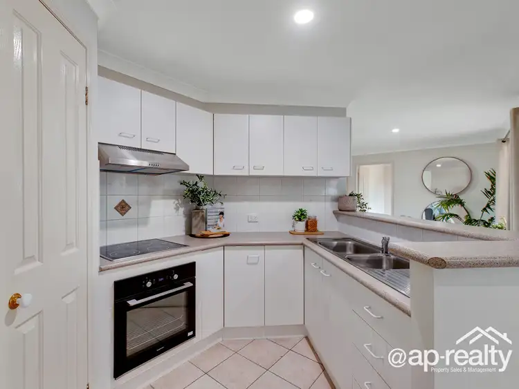Fifth view of Homely house listing, 8 Blaxland Place, Drewvale QLD 4116