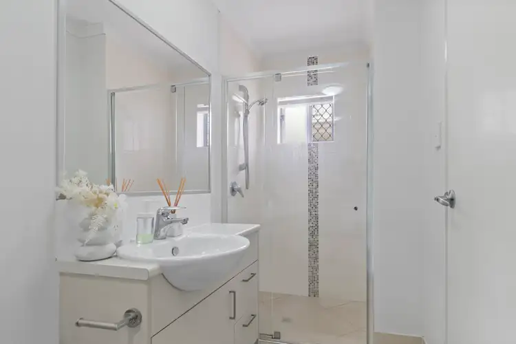 Seventh view of Homely apartment listing, 8/29 Farm Street, Newmarket QLD 4051