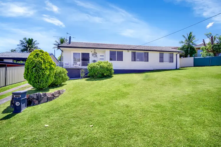 Second view of Homely house listing, 7 Redondo Road, Valentine NSW 2280