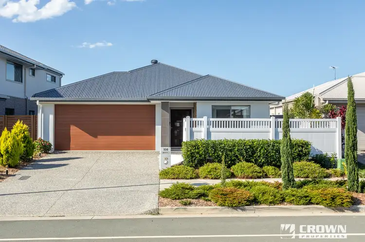 108 Lakeview Promenade, Newport QLD 4020