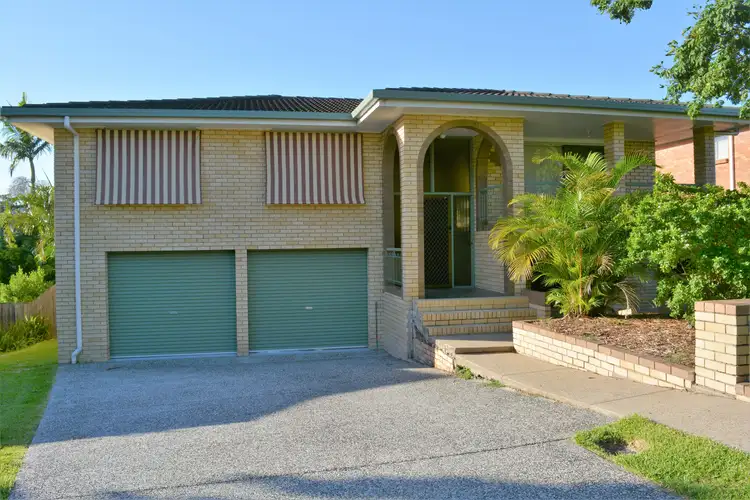 12 Raglass Street