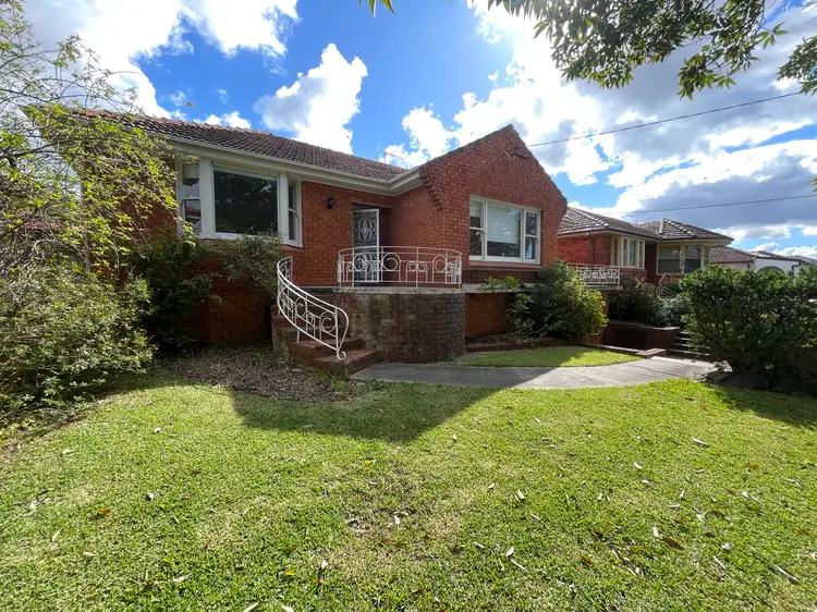 16 Warraroong St, Beverly Hills NSW 2209