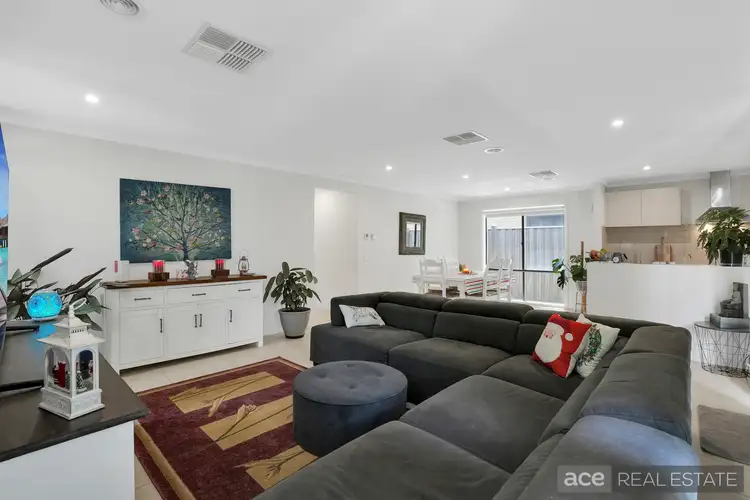 Sixth view of Homely house listing, 16 Maslin Walk, Point Cook VIC 3030