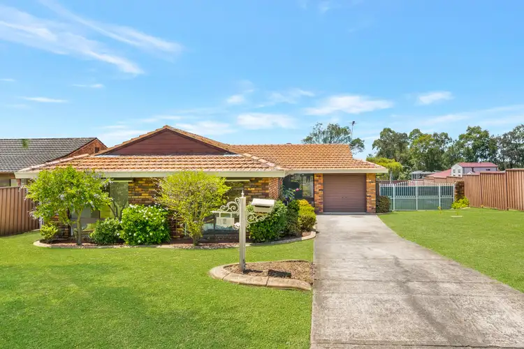 Second view of Homely house listing, 7 Loxton Place, Bossley Park NSW 2176