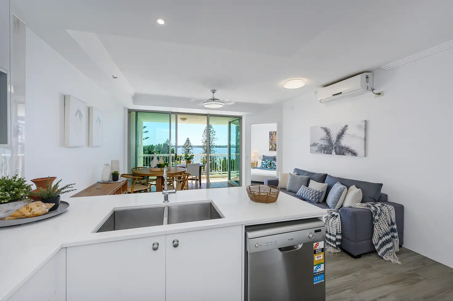 Main view of Homely unit listing, 406/182 Marine Parade, Labrador QLD 4215