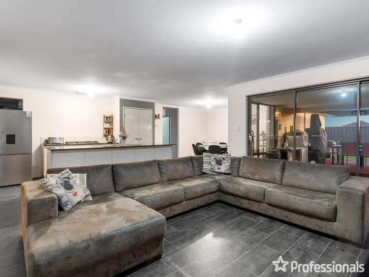 Fourth view of Homely house listing, 8 Kingcote Road, Baldivis WA 6171