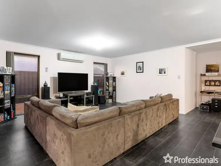 Sixth view of Homely house listing, 8 Kingcote Road, Baldivis WA 6171
