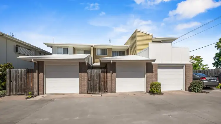 Main view of Homely unit listing, 2/227 Nelson Street, Kearneys Spring QLD 4350