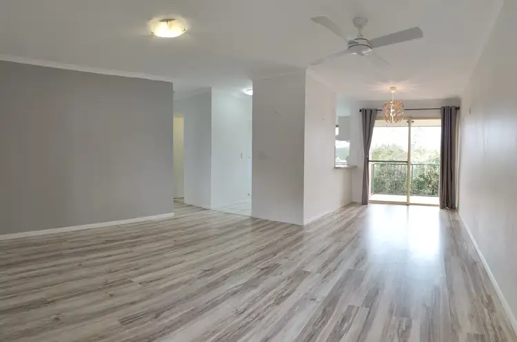 4 Low Street