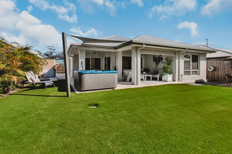 100 Melville Drive, Pimpama QLD 4209