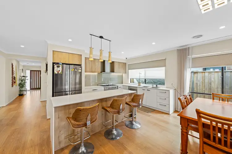 Fifth view of Homely house listing, 18 Nest Circuit, Cranbourne East VIC 3977