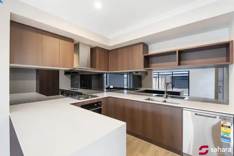 Seventh view of Homely townhouse listing, 66 Washington Drive, Thornhill Park VIC 3335