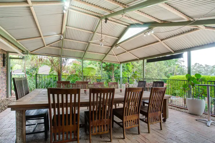 27 Flinders Crescent, Forest Lake QLD 4078