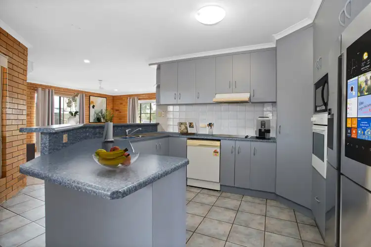 Second view of Homely house listing, 5 Chelsea Crescent, Glenella QLD 4740