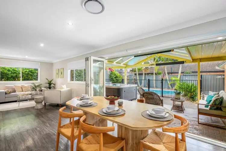 33 Pemberton Boulevard, Lisarow NSW 2250