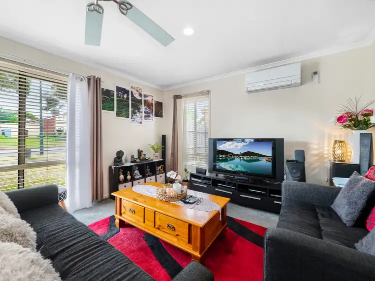 Second view of Homely house listing, 5 Jasa Crescent, Cranbourne West VIC 3977