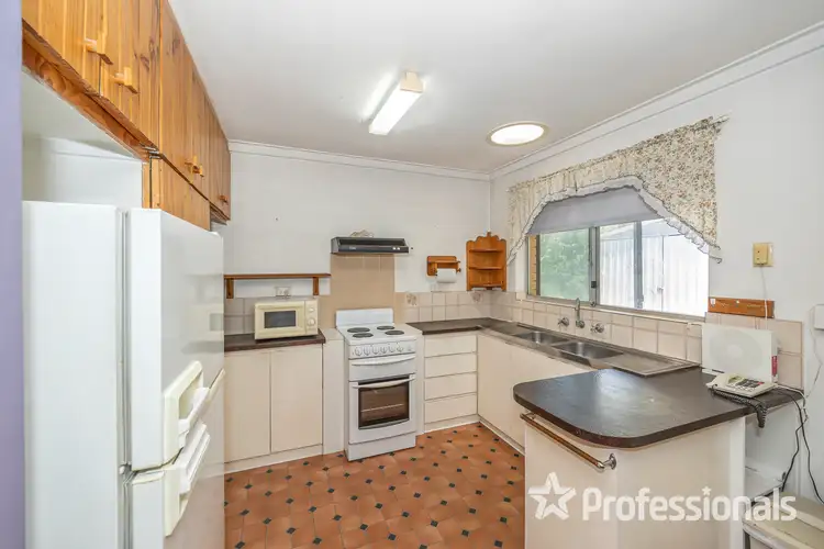 Fifth view of Homely house listing, 9 Newlyn Place, Yanchep WA 6035