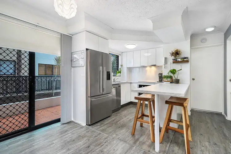 Third view of Homely apartment listing, 2/35 Britannia Avenue, Broadbeach QLD 4218