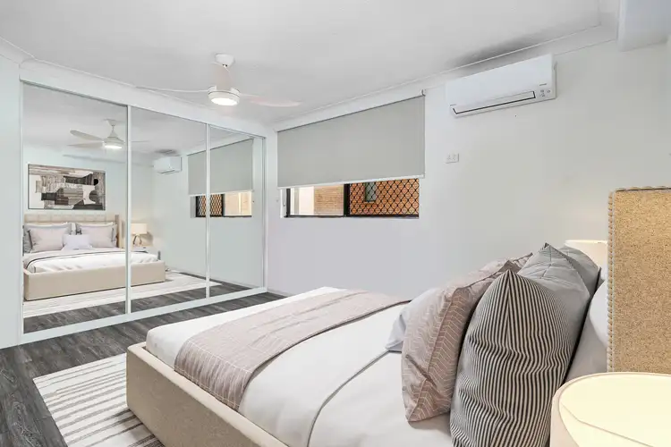 Fifth view of Homely apartment listing, 2/35 Britannia Avenue, Broadbeach QLD 4218