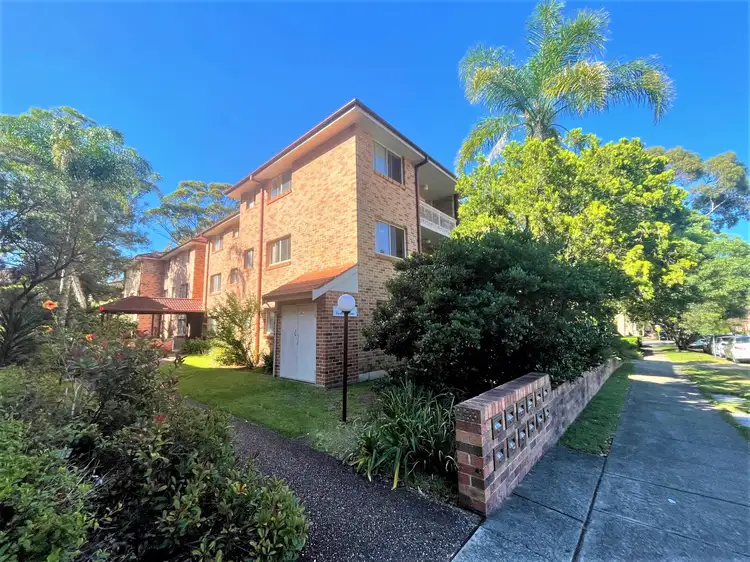 7/22-24 Hampton Court Road, Carlton NSW 2218