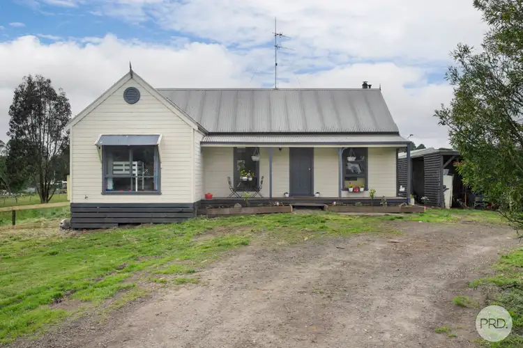 Main view of Homely house listing, 32 Banksia Court, Linton VIC 3360