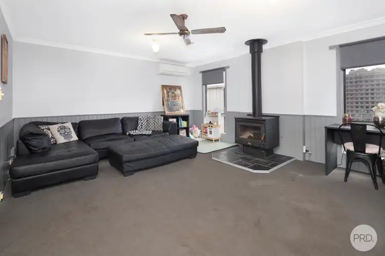 Fifth view of Homely house listing, 32 Banksia Court, Linton VIC 3360