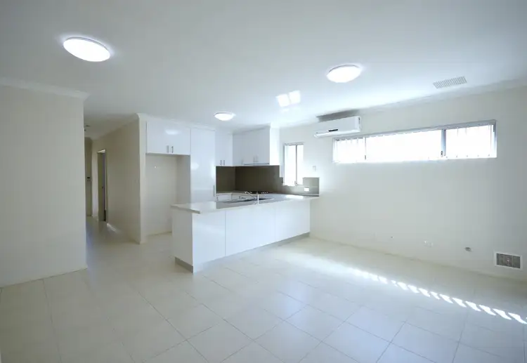 Fifth view of Homely unit listing, 8A Wadhurst Street, Balga WA 6061