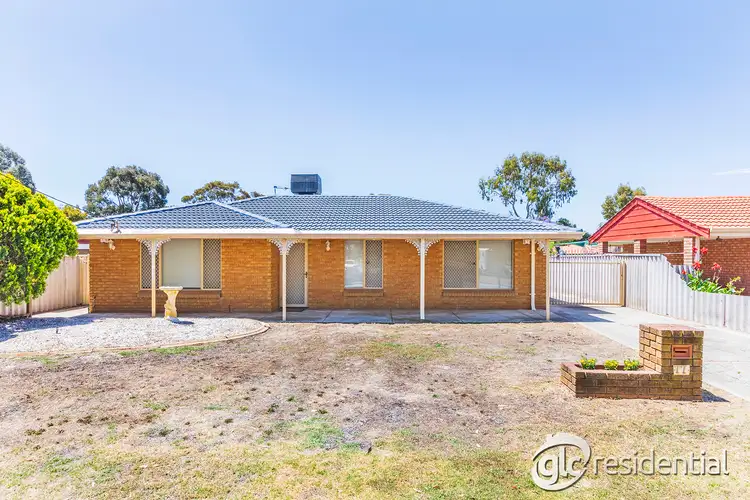 77 South Lake Drive, South Lake WA 6164