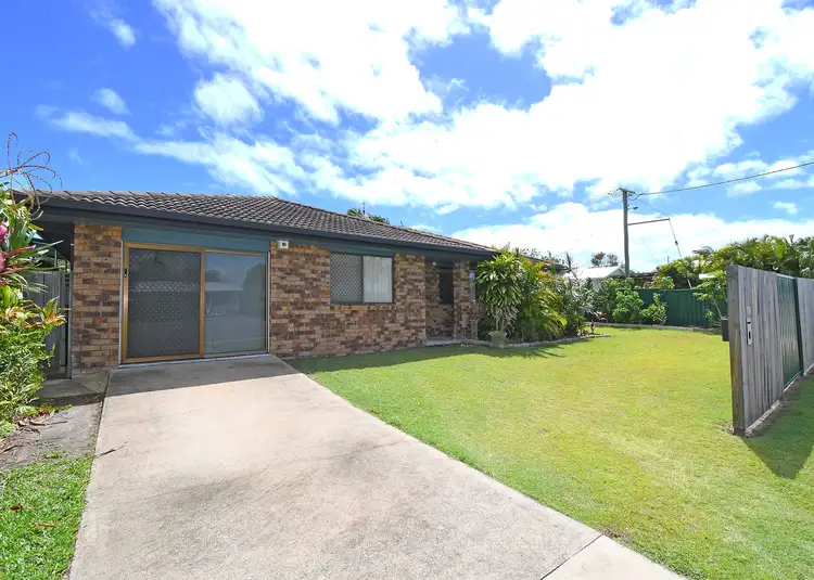 19 Arthur Street, Urangan QLD 4655