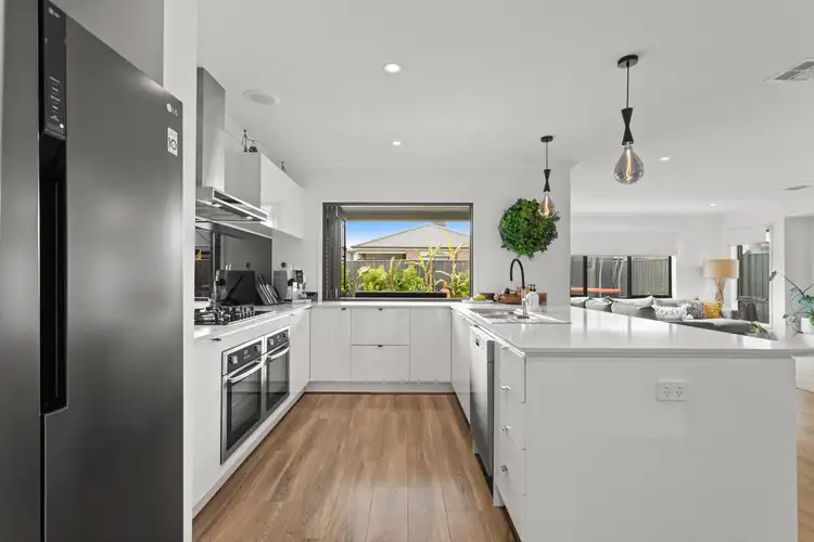 Fifth view of Homely house listing, 32 Amarillo Drive, Cranbourne South VIC 3977