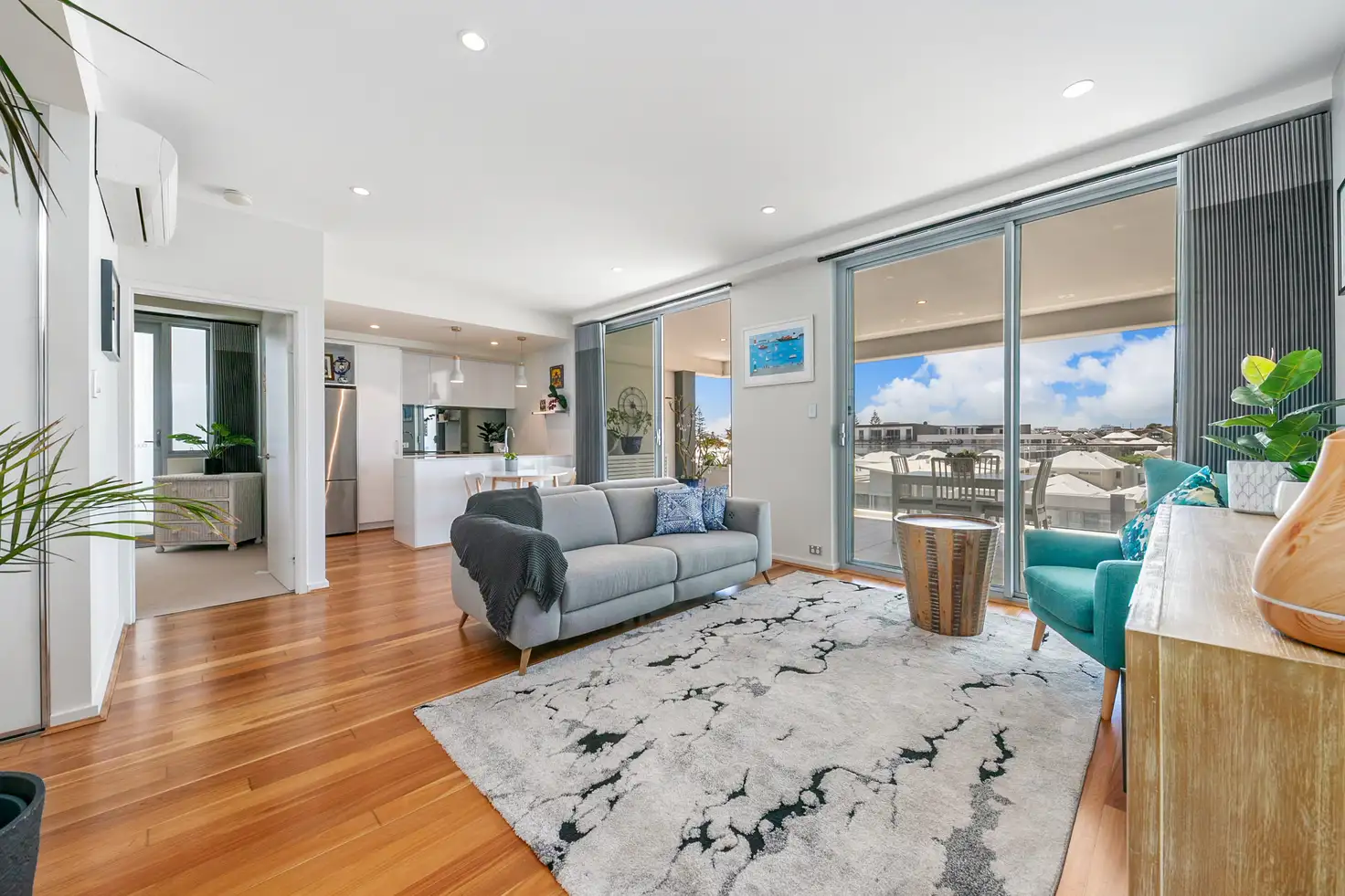 Main view of Homely unit listing, 19/13 O'Connor Close, North Coogee WA 6163