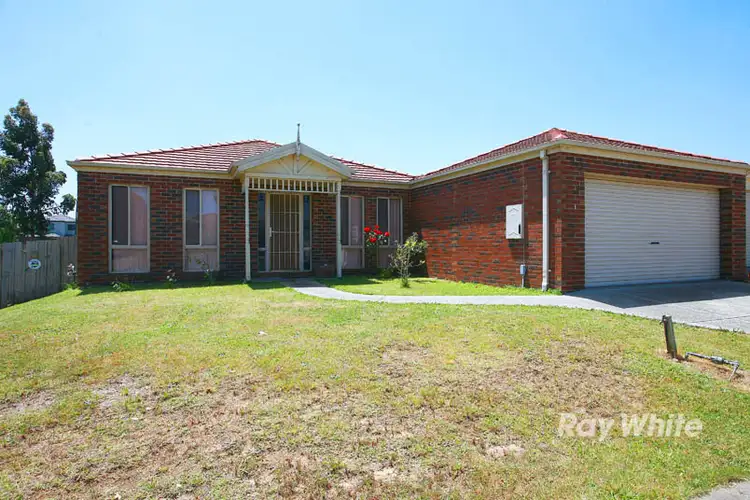 3 Nariel Place, Cranbourne VIC 3977