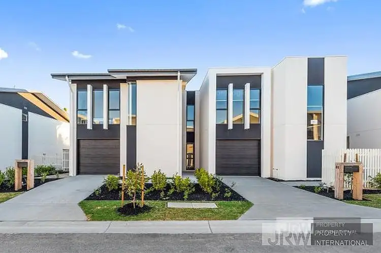16 Amadeo Way, Chirnside Park VIC 3116
