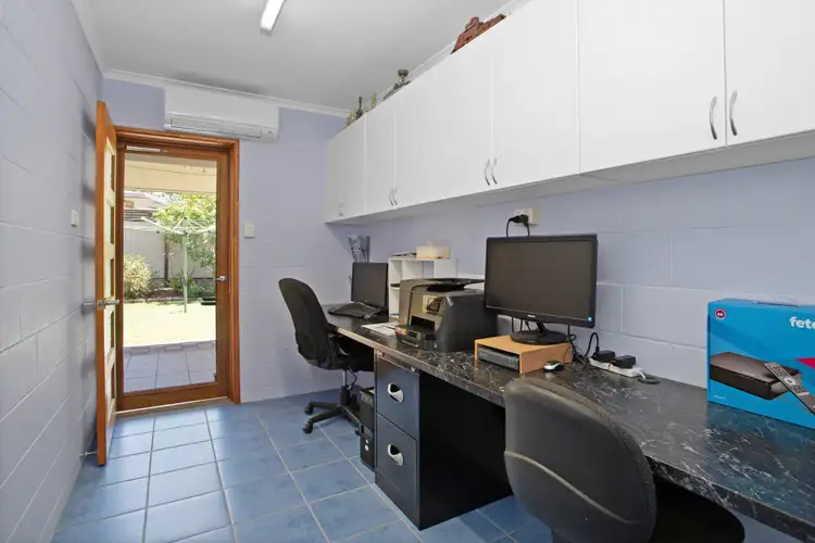 Sixth view of Homely house listing, 2 Janelle Court, Andergrove QLD 4740