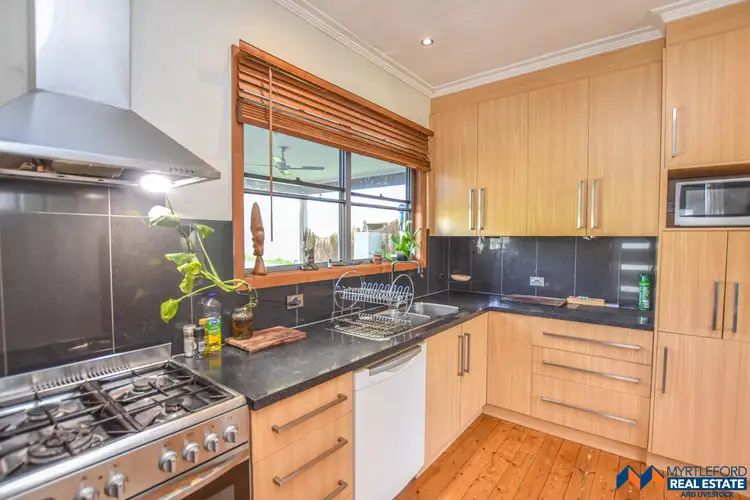 Fifth view of Homely house listing, 2 Macaulay Grove, Myrtleford VIC 3737